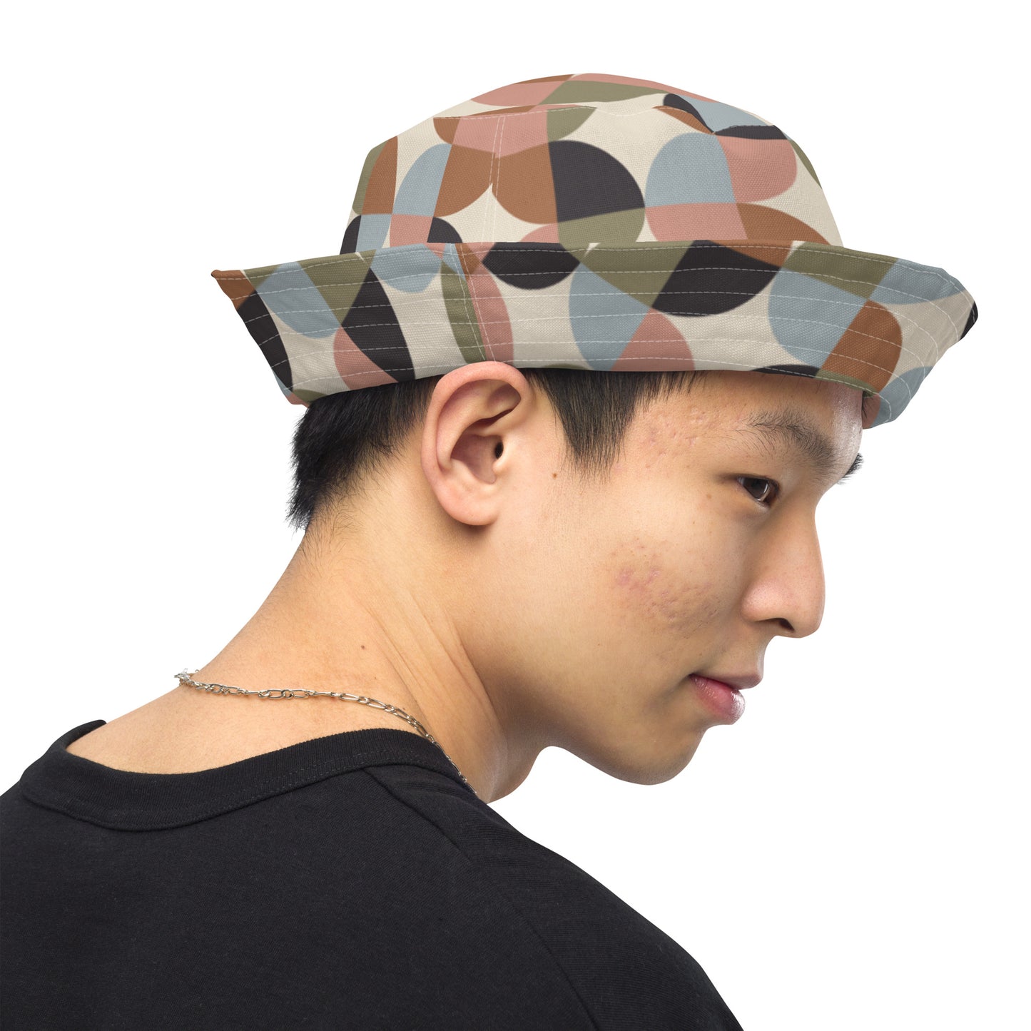 Reversible bucket hat