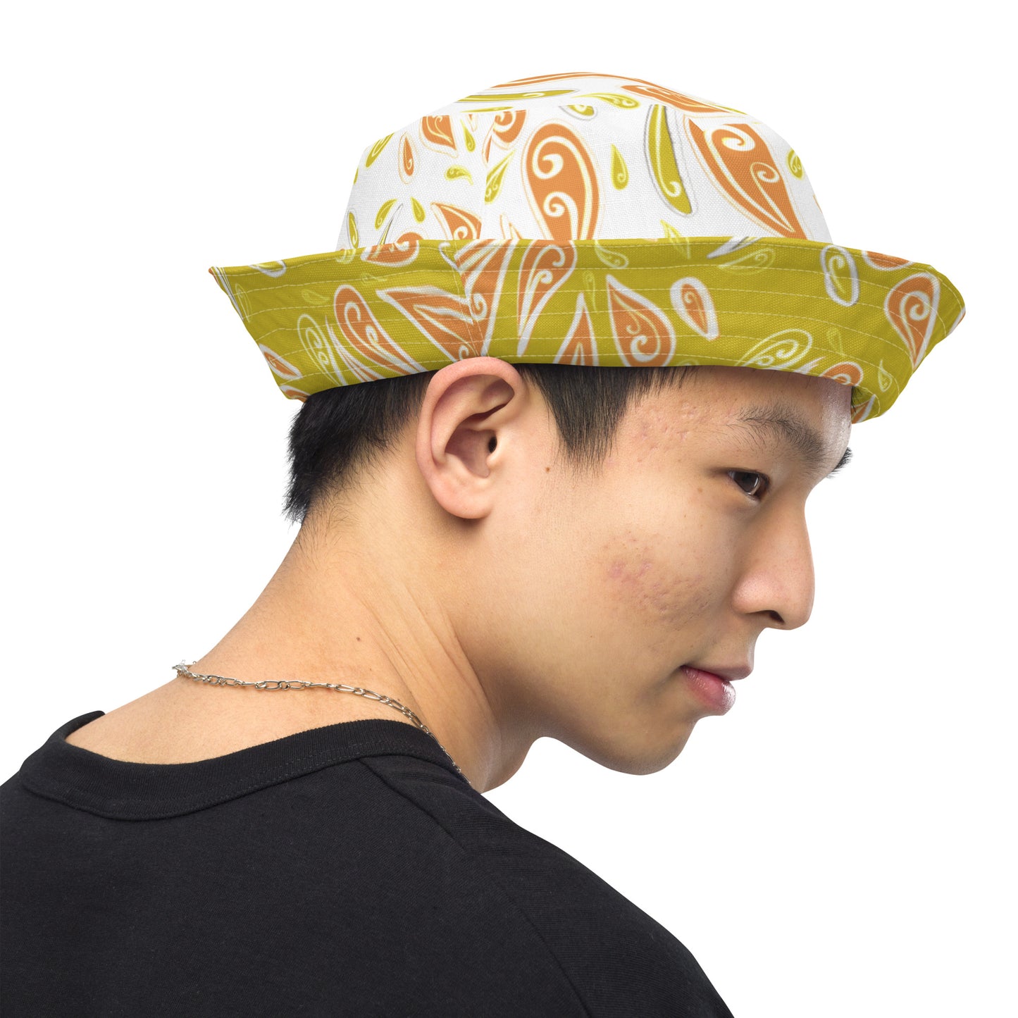 Reversible bucket hat