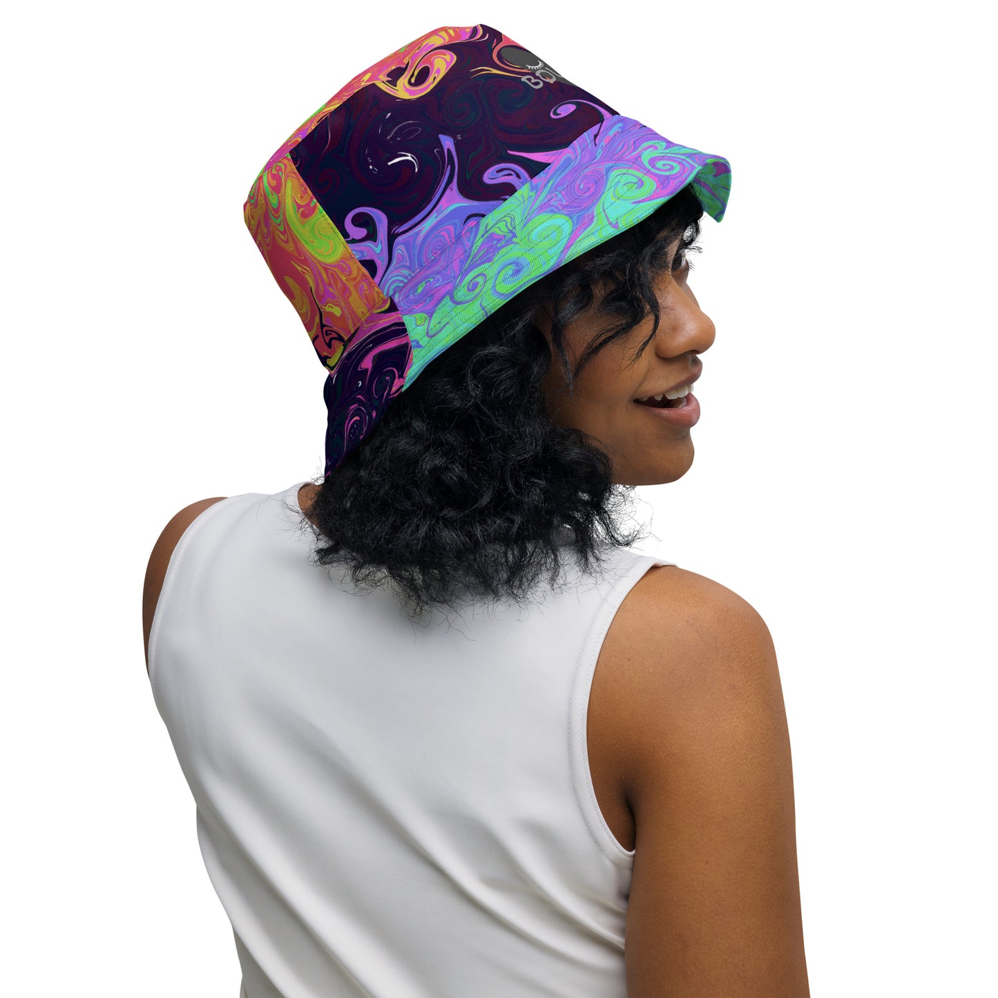 Reversible bucket hat